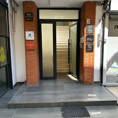 Lunarist Luxury Jacuzzi - Blloku Apartment Tirana