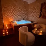 Daire Lunarist Luxury Private Jacuzzi