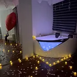 Lunarist Luxury Private Jacuzzi Blloku