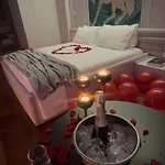 Lunarist Luxury Private Jacuzzi Daire *
