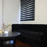 Lunarist Luxury Private Jacuzzi Blloku 아파트