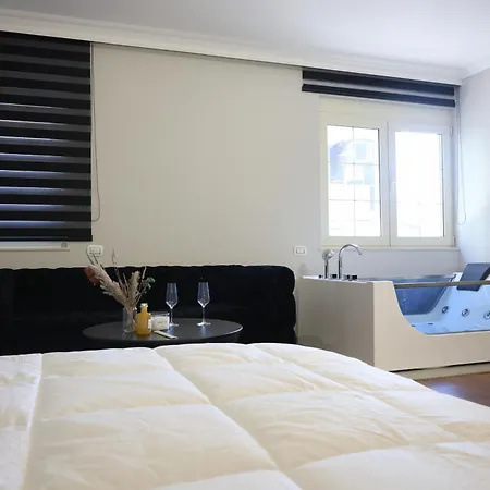 Lägenhet Lunarist Luxury Jacuzzi - Blloku *